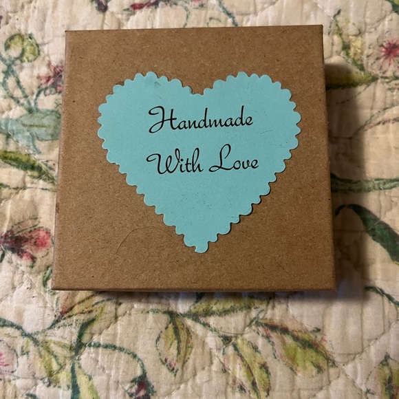 Gorgeous ONE OF A KIND Angel Aura crystal necklace. NEW. - Picture 2 of 6